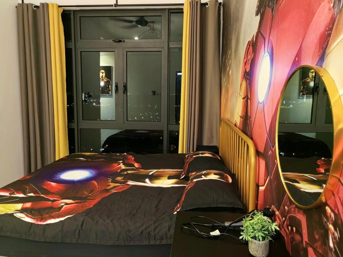 8Scape Residences Batman Vs Ironman@Lsy Home & Leisure Johor Bahru Luaran gambar